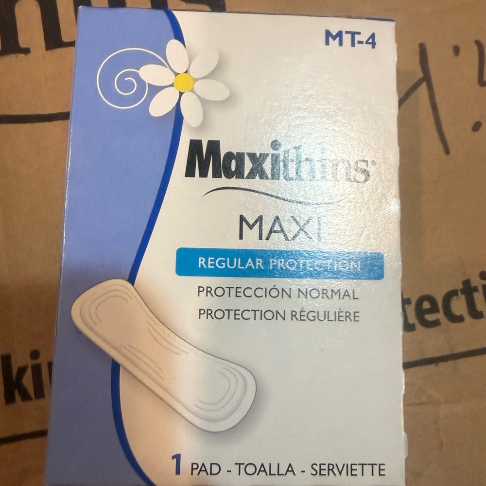 Maxi Pad - Regular Protection - Blue and White